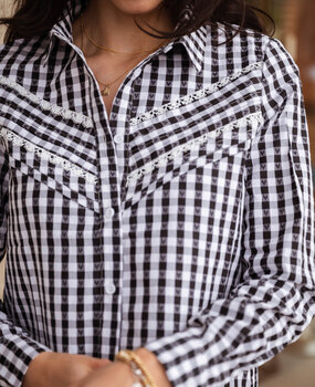 CHANEL chemise noir et blanc