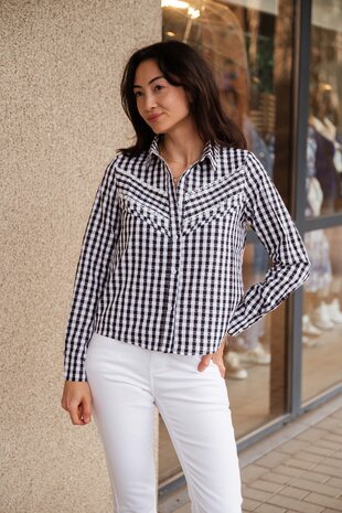 CHANEL chemise noir et blanc