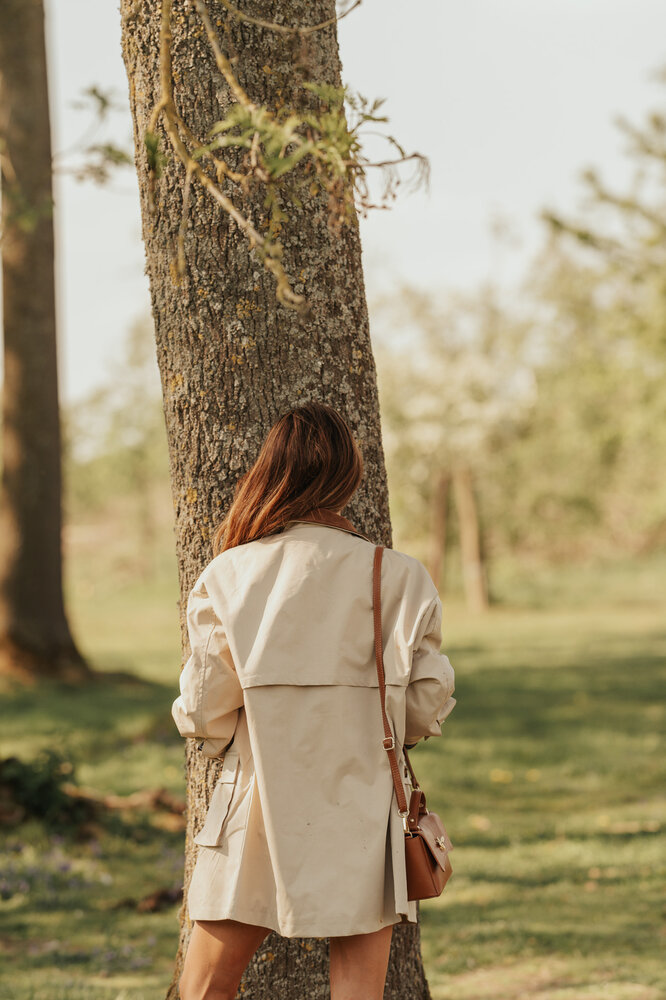 CLARISSA veste longue sable à col marron CLARISSA veste longue sable à col marron