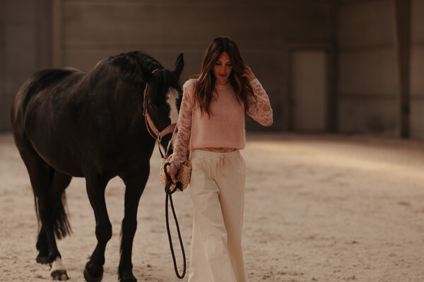 SHINA pull sans manches rose SHINA pull sans manches rose