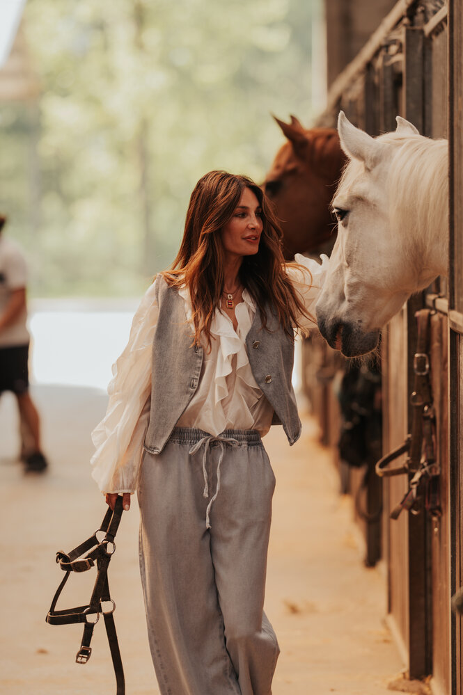 THEONIE gilet sans manches gris THEONIE gilet sans manches gris