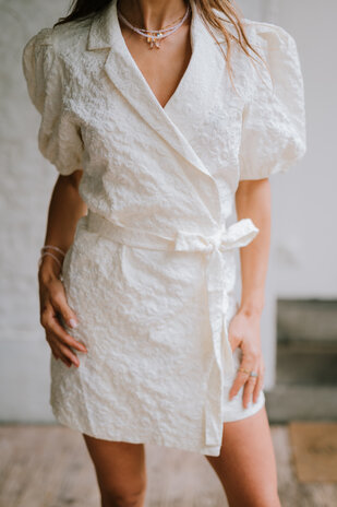 ALIA robe cache-cœur blanc