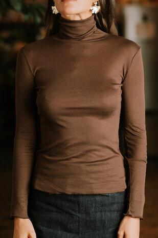 CEA top col roulé chocolat CEA top col roulé chocolat