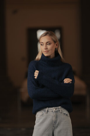 VITTORIA pull marine VITTORIA pull marine