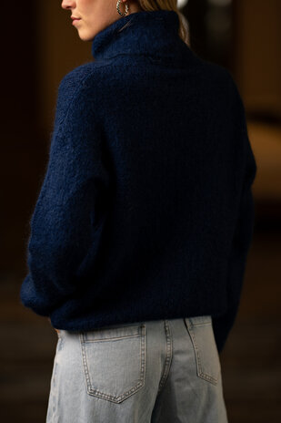 VITTORIA pull marine VITTORIA pull marine