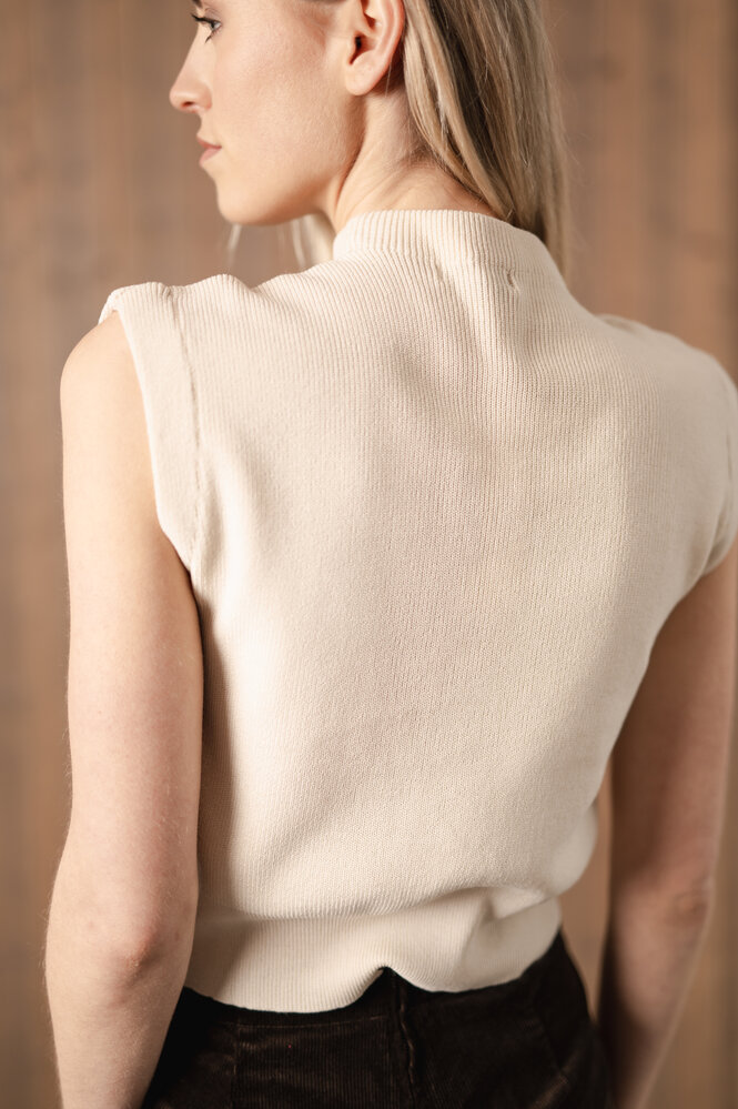 YSEULT blouse sans manches beige