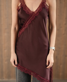 THALINA robe bordeaux