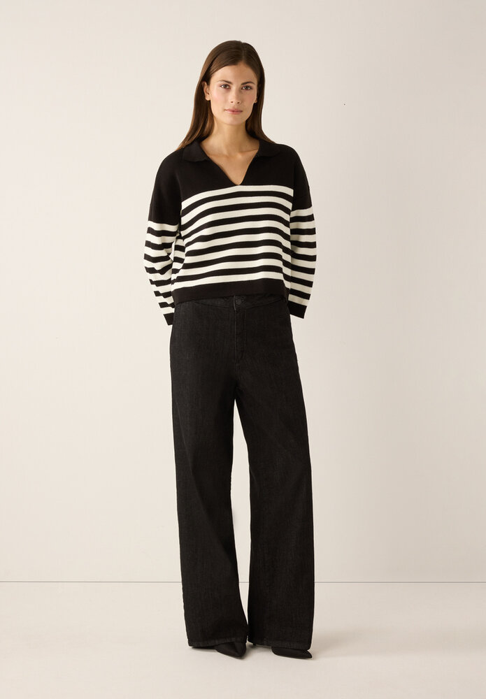 Pull à rayures avec collier noir/blanc cassé