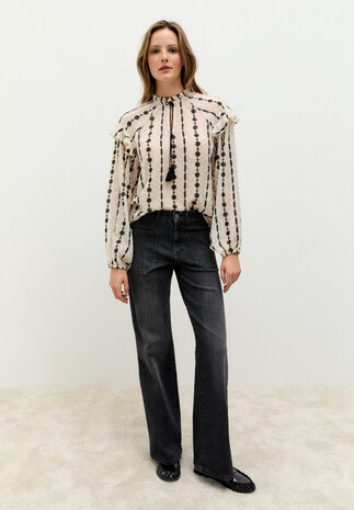 Blouse en mousseline de soie brodée offwhite/black Blouse en mousseline de soie brodée offwhite/black