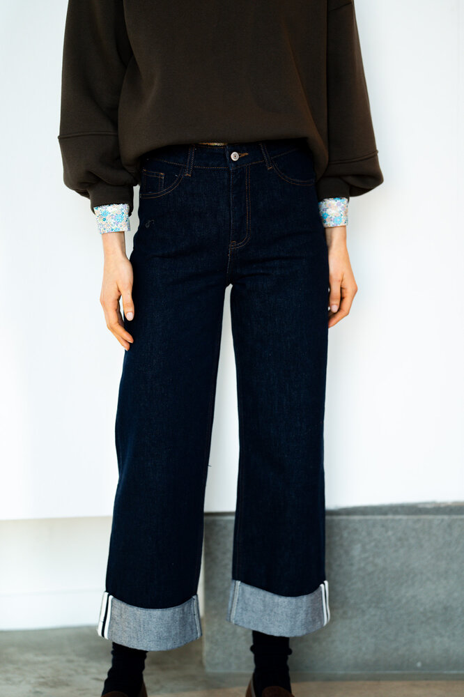 LOANE jean bleu foncé avec bords