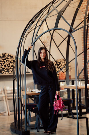 ICONIC pull bleu marine