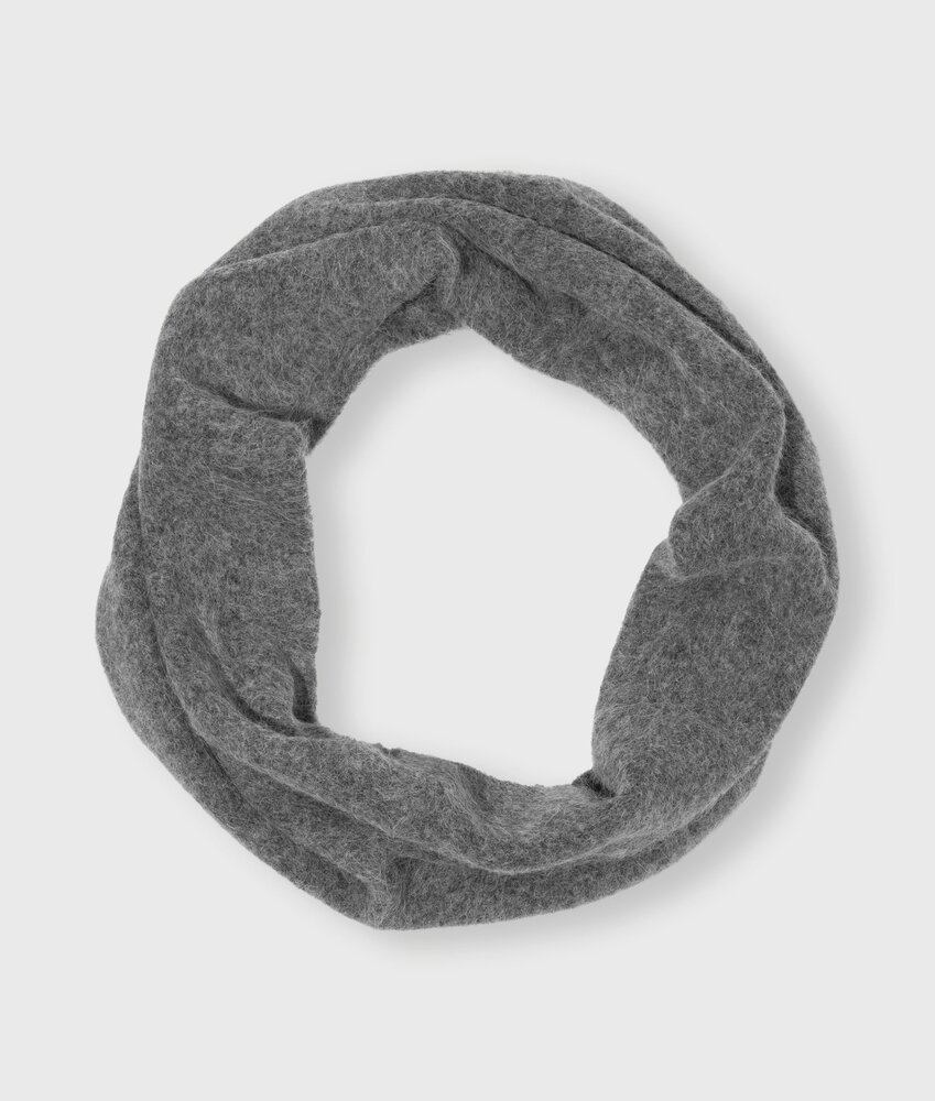 Echarpe ronde en tricot duveteux antra melee