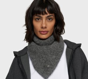 BANDANA écharpe en tricot poilu antra melee