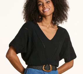 Pull ample  en maille ajourée manches courtes noir
