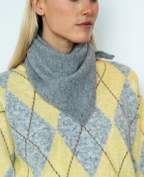 LUMEYA écharpe triangulaire gris