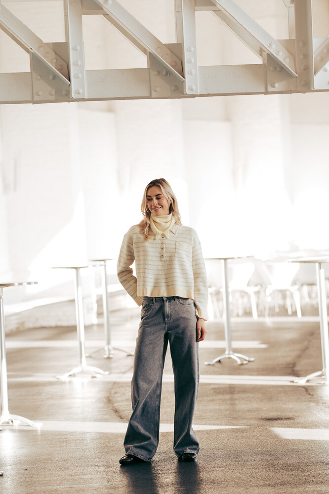 LUMEYA écharpe triangulaire jaune