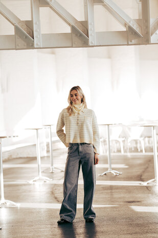 LUMEYA écharpe triangulaire jaune