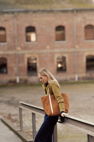 OPHIDIA sac fourre-tout camel OPHIDIA sac fourre-tout camel