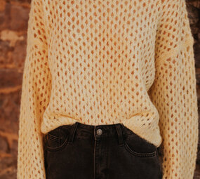 NYVARA pull en crochet jaune