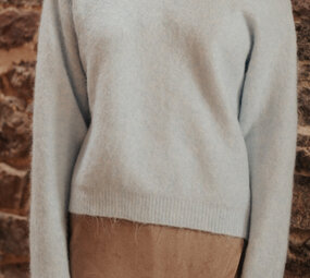 YLENA pull bleu ciel