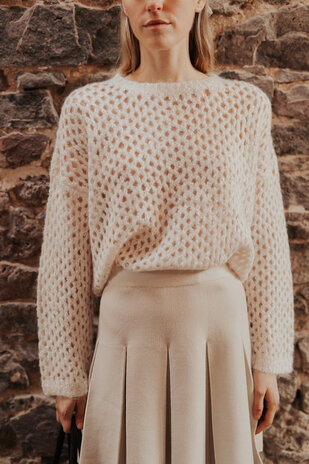 NYVARA pull en crochet beige