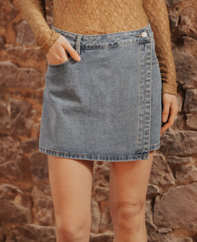 JADENE jupe short en jeans