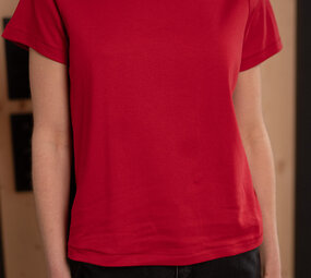 ONI t-shirt rouge