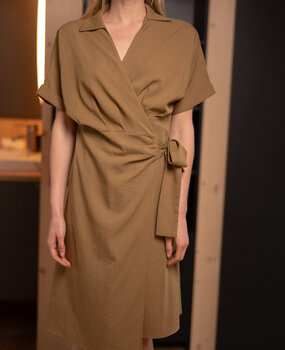 AELYRA robe mi-longue kaki