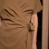 AELYRA robe mi-longue kaki