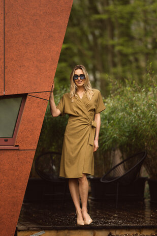 AELYRA robe mi-longue kaki