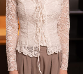 NALEYA top à dentelle blanc