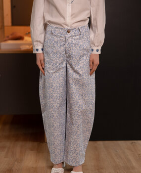 OLYRA pantalon bleu fleuris