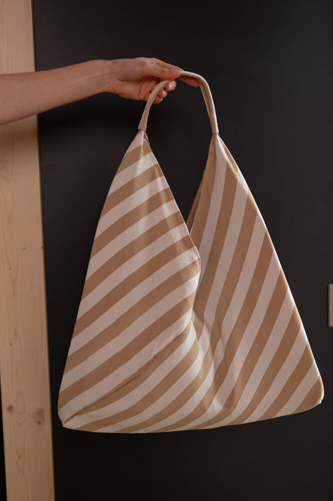 HOBO sac rayé beige/blanc