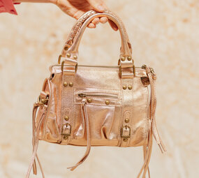 JUDYA sac or rose a franges