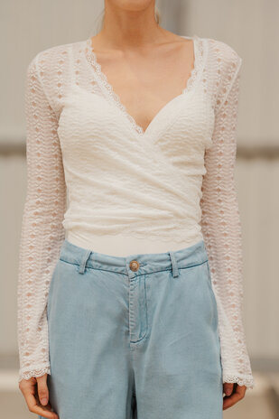 VIRELIA blouse cache-cœur blanche dentelle