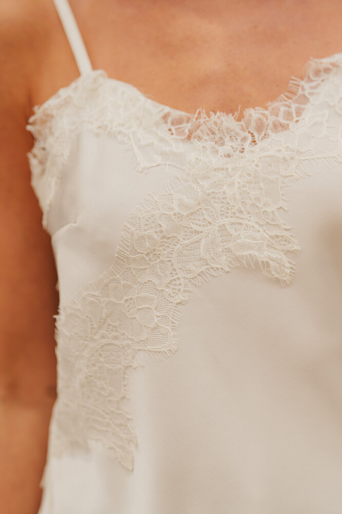 ORVELLA top a bretelle écru