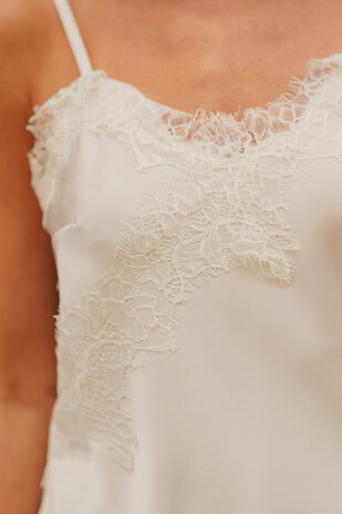 ORVELLA top a bretelle écru