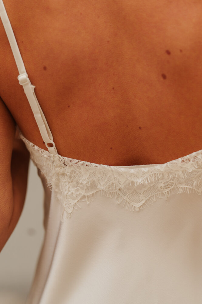 ORVELLA top a bretelle écru