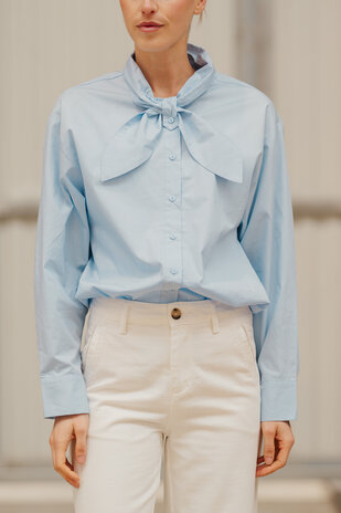 AVERYNA chemise bleu ciel