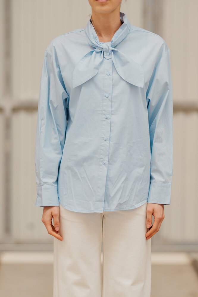 AVERYNA chemise bleu ciel