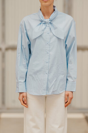 AVERYNA chemise bleu ciel