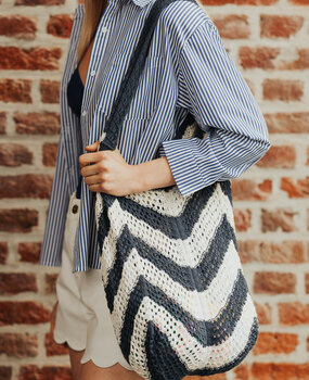 NORLYA sac en crochet marine NORLYA sac en crochet marine