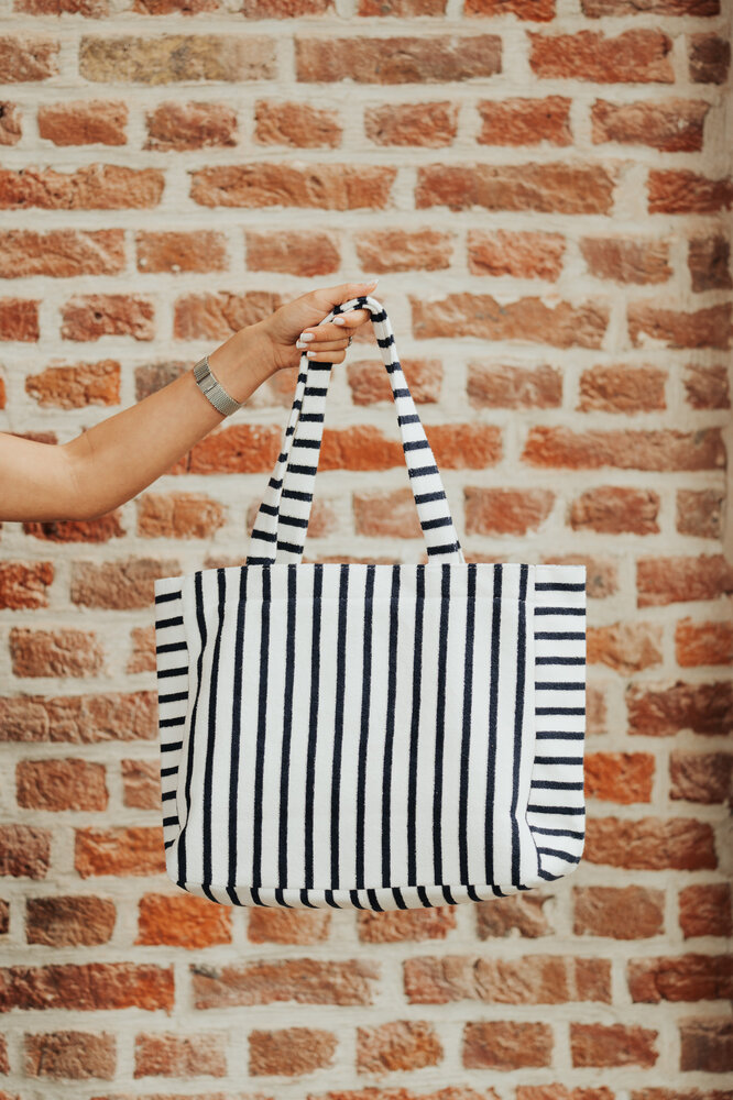 LYNORYA sac a main marine/blanc LYNORYA sac a main marine/blanc