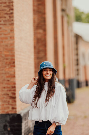 LIORA chapeau à fleurs bleu