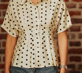 VIRELA chemise à pois jaune