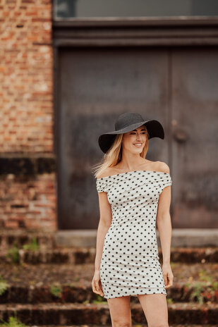 CALVIERA robe à pois blanc CALVIERA robe à pois blanc