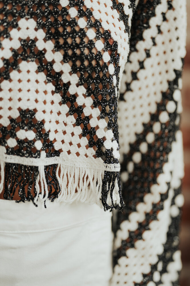 ALYRIA blouse en crochet noir/blanc