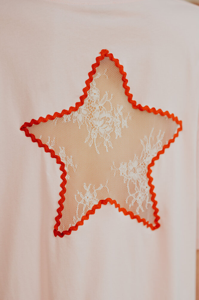 ÉTOILE t-shirt rose clair ÉTOILE t-shirt rose clair