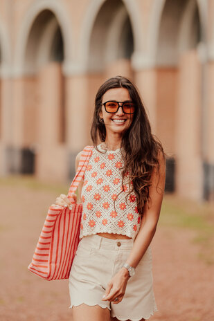 NAELIA top en crochet écru rouge