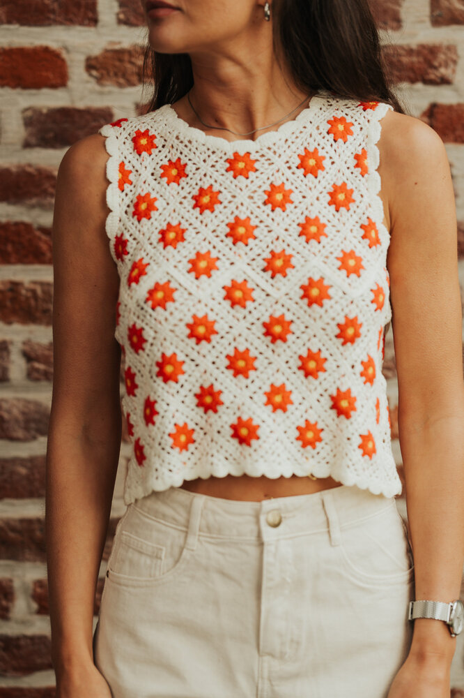 NAELIA top en crochet écru rouge